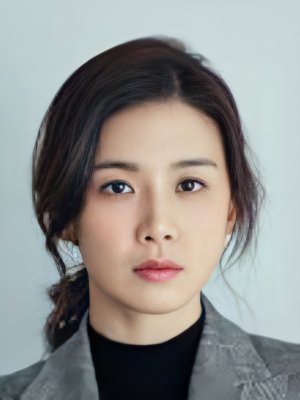 Lee Bo Young (1979)