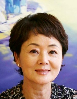 Kim Young Ae (1951)