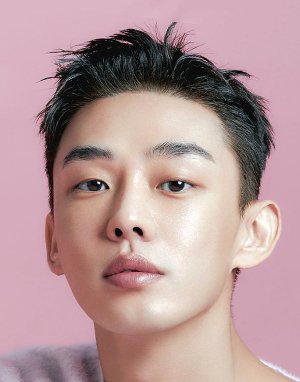 Yoo Ah In (1986)