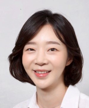 Lee Yoon Soo (1992)