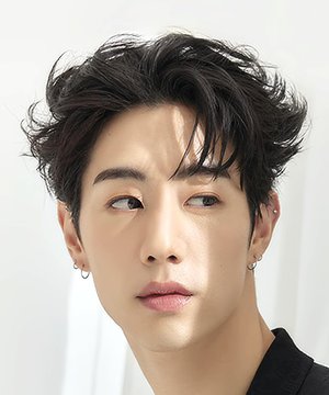 Mark Tuan (1993)