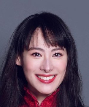 Isabella Leong (1988)