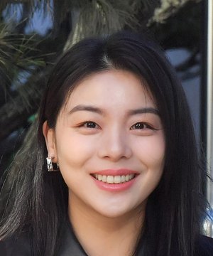 Ailee (1989)