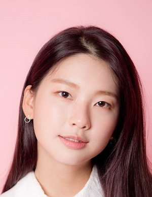 Kim Jin Kyung (1997)