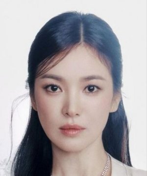 Song Hye Kyo (1981)