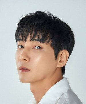 Kang Ji Sub (1981)