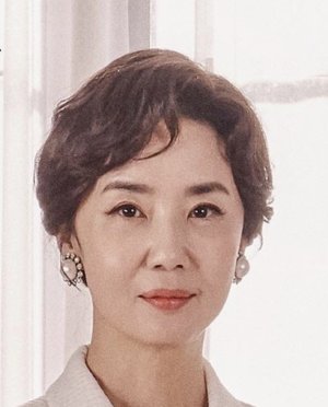 Jo Kyung Sook (1962)