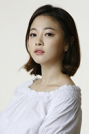 Min Ji Hyun (1984)