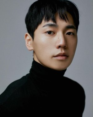 Jung Woo Jae (1994)