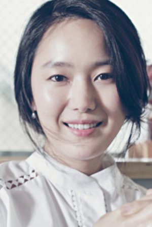 Yoon Jin Seo (1983)