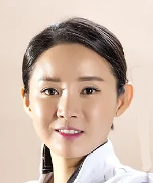 Nam Hyun Hee (1981)