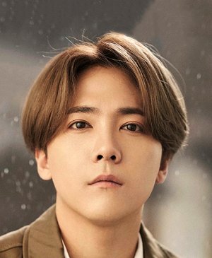 Lee Hong Ki (1990)