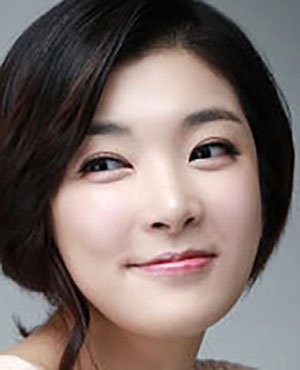 Jin Hye Kyung (1983)