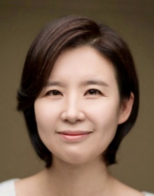 Lee Ji Hyun (1972)