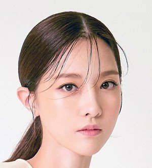 Kim Yoo Ri (1984)