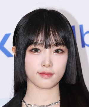 Choi Ye Na (1999)