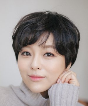 Choi Woo Ri (1982)