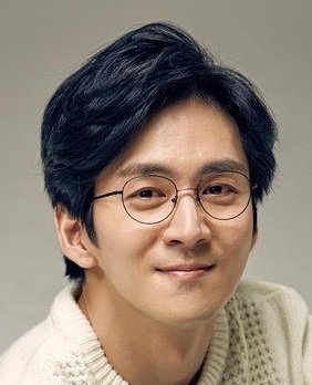 Kwon Hae Sung (1979)