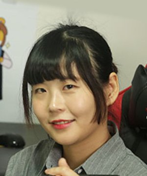 Ahn Ga Yeon (1989)