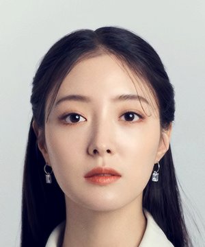 Lee Se Young (1992)