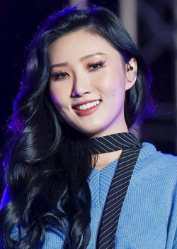 Ahn Hye Jin (Hwasa - Mamamoo) (1995)