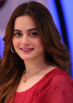 Aiman Khan (1998)