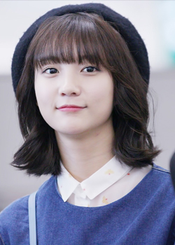 Bae Yoo Bin (Binnie - Oh My Girl) (1997)