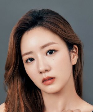 Yoon Bo Mi (1993)