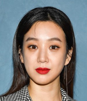 Jung Ryeo Won (1981)