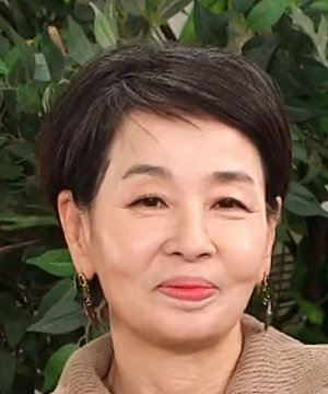 Lee Mi Young (1961)