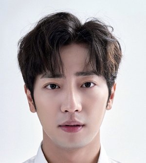 Lee Sang Yeob (1983)