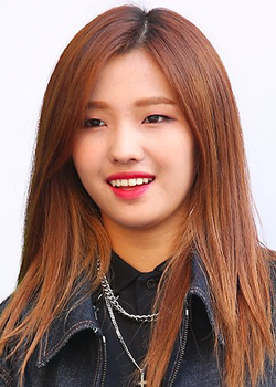 Jeon So Yeon (Soyeon - (G)I-dle) (1998)