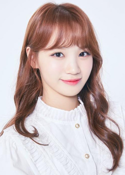 Kim Chae Won (IZ*ONE) (2000)