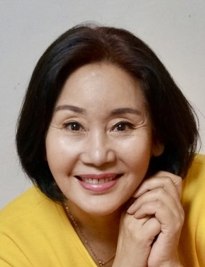 Hong Yeo Jin (1958)