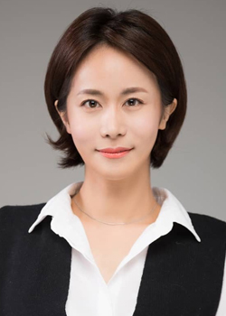 Lee Sae Yoon (1990)