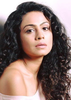 Manasi Parekh Gohil (1986)