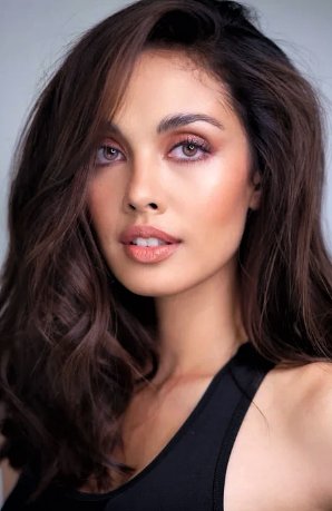 Megan Young (1990)