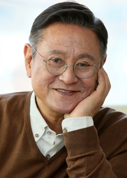 Park Geun Hyeong (1940)