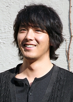 Park Yong Ha (1977)