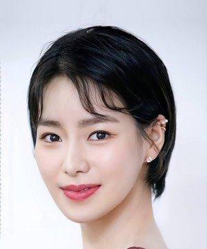 Im Ji Yeon (1990)