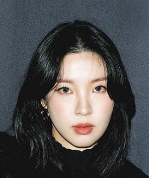 Jeon Ji Yoon (1990)