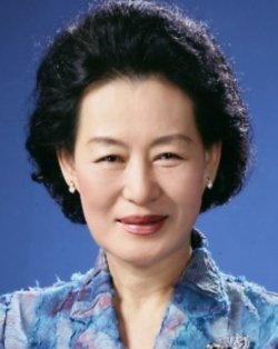 Choi Sun Ja (1941)