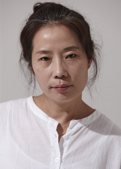 Shim So Yeong (1970)