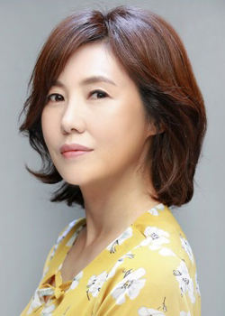 Shin Yeong Jin (1967)