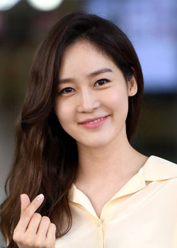 Seong Yoo Ri (Fin.K.L) (1981)