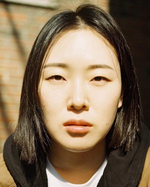 Shin So Yeon (1994)