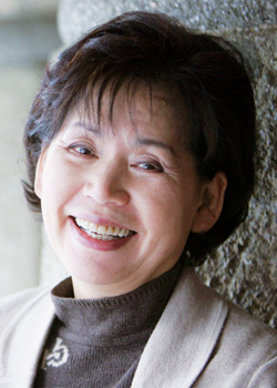 Yoon So Jeong (1944)