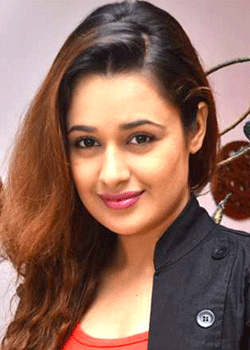 Yuvika Chaudhary (1983)